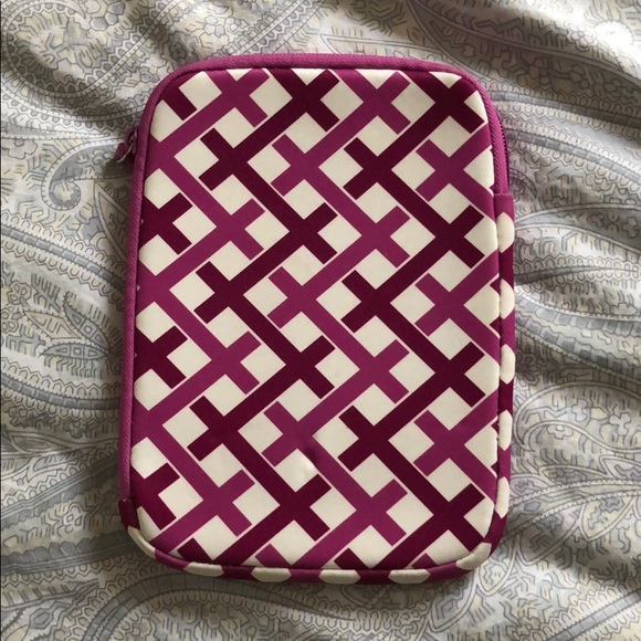 Vera Bradley mini iPad case - Picture 2 of 3